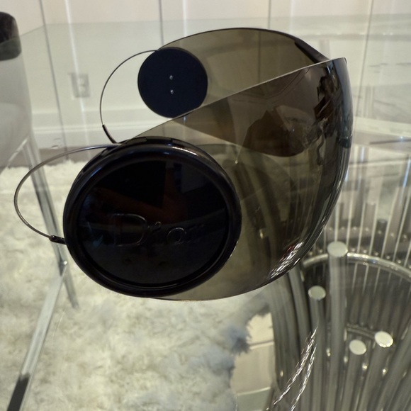 Christian Dior x John Galliano Sport 2 2000s oversize Sunglasses - Picture 4 of 8